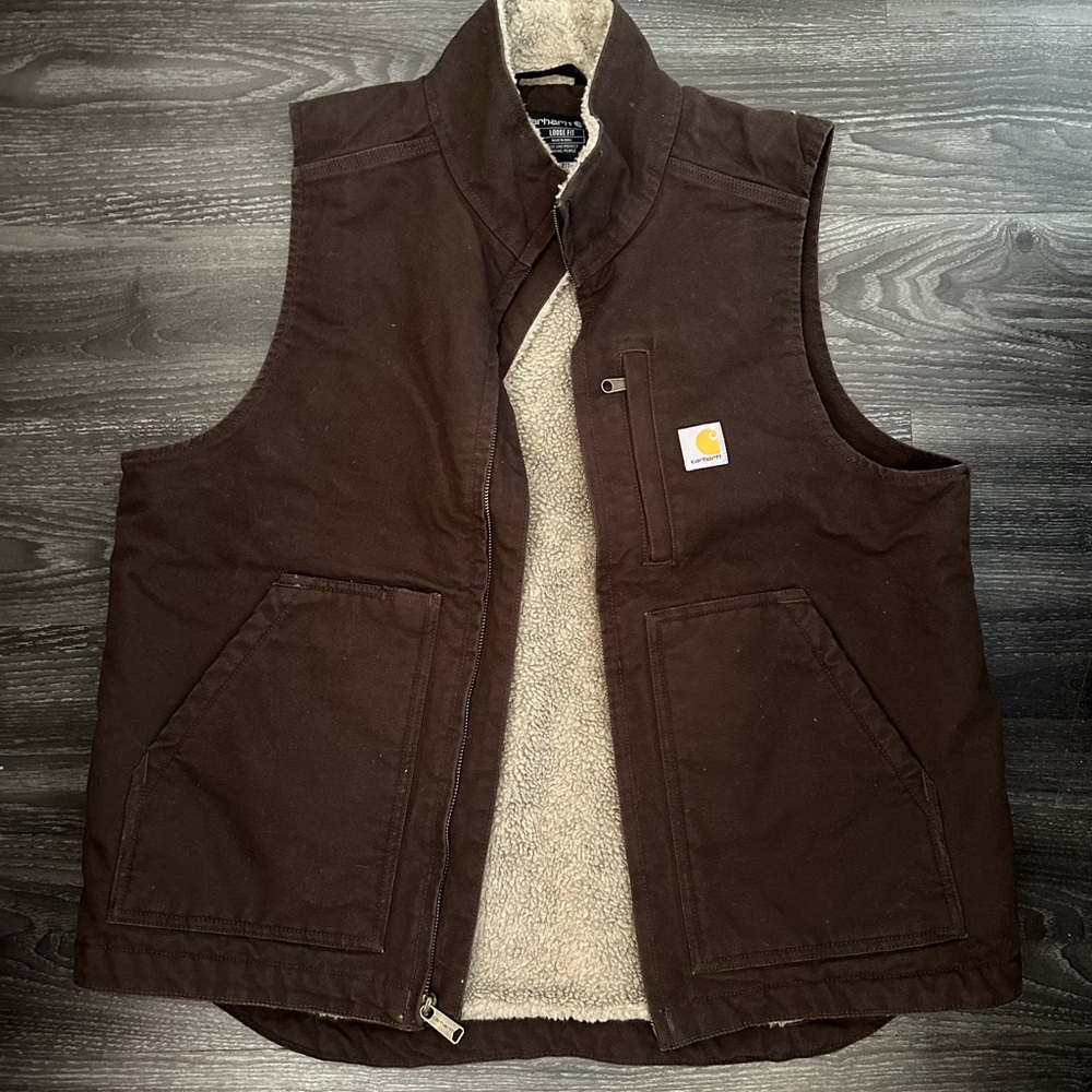 Men’s medium Carhartt Vest